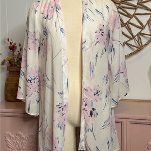 Adrienne Pink, white and blue kimono